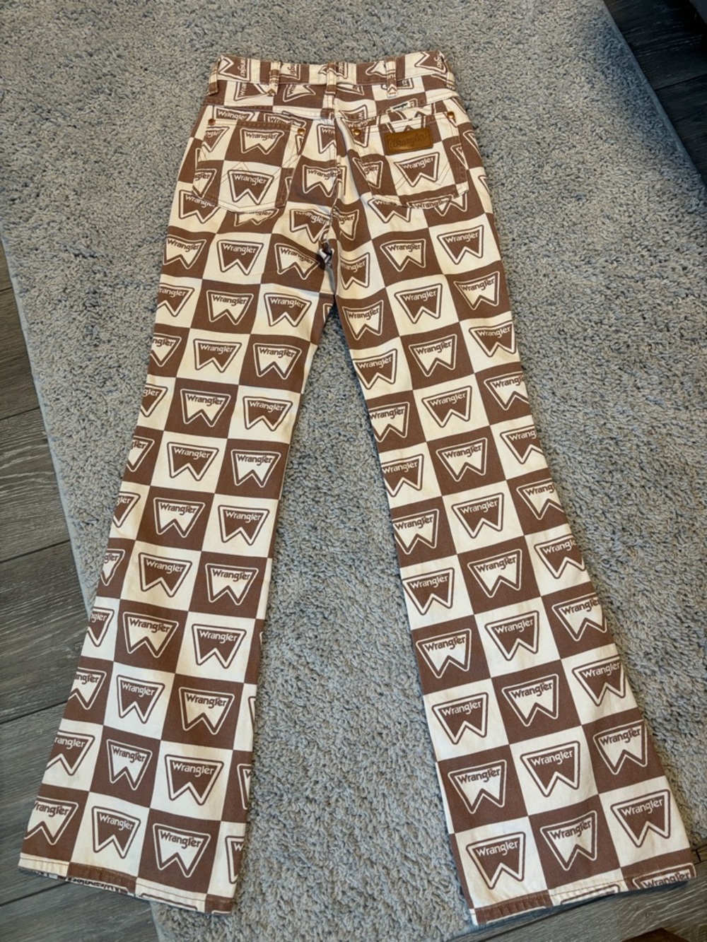 Wrangler Logo-Print Flared Pants in Brown & Cream